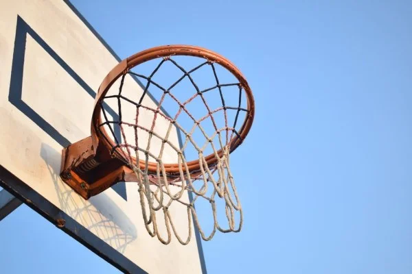 basketball rebound